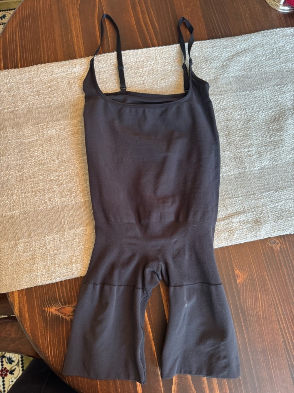 SKIMS Black Sleeveless Body Shapewear